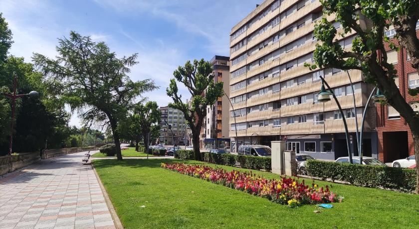 Leon Riverside Flat photo