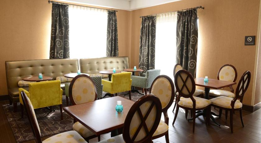 Hampton Inn Americus photo