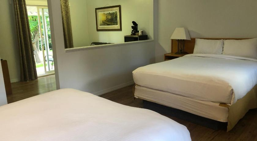 Bavarian Orchard Motel — Hotel in Erickson (BC)