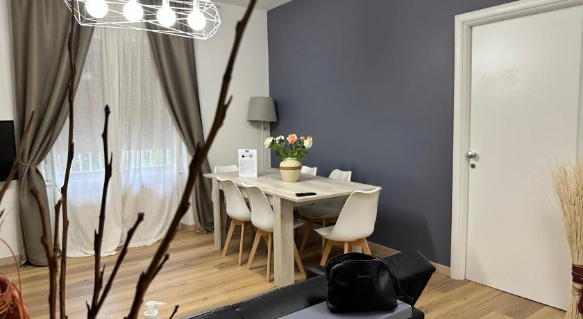 Image of Apartment with Garden View 4
