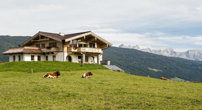 Image of Chalet 44