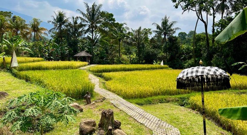 5G Resort Cijeruk photo