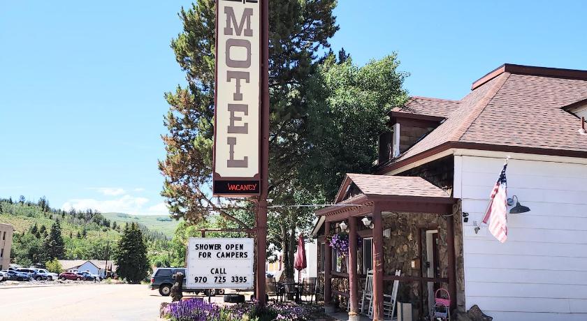 Canyon Motel — Hotel in Hot Sulphur Springs (CO)