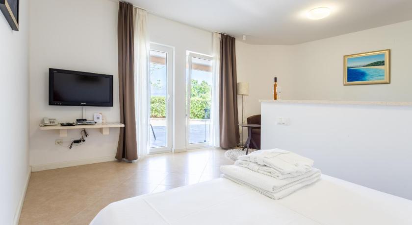 Image of Studio Apartment 4