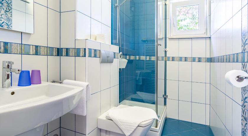 Image of Studio Apartment 2