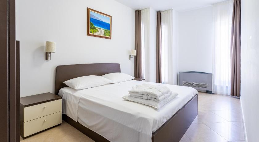 Image of Two-Bedroom Apartment with Sofa Bed 0