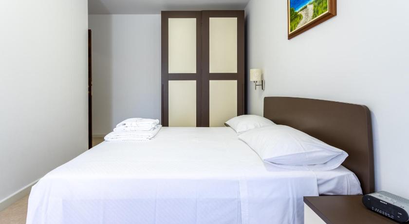 Image of Two-Bedroom Apartment with Sofa Bed 14