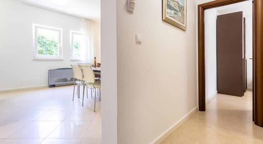 Image of Two-Bedroom Apartment with Sofa Bed 15