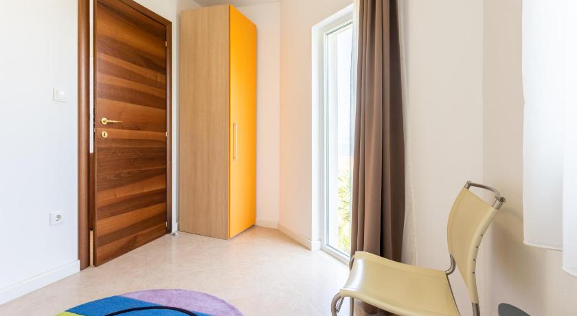 Image of Two-Bedroom Apartment with Sea View 17