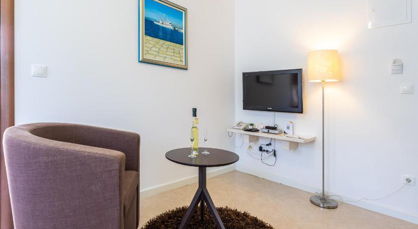Image of Studio Apartment 12