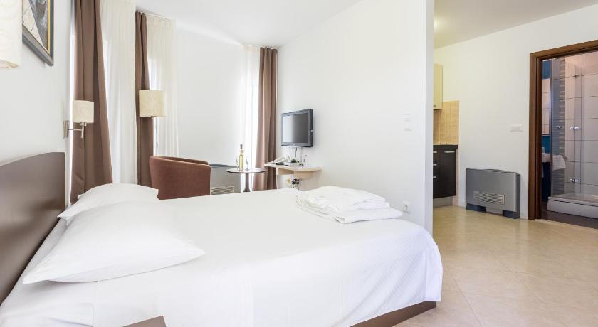 Image of 1 Bedroom Apartment 5