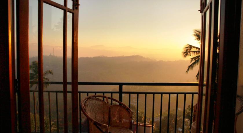 Serenity Hill Oasis photo