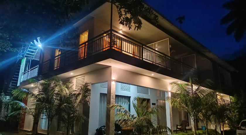 Riverbench Homestay Munnar, Anaviratty photo
