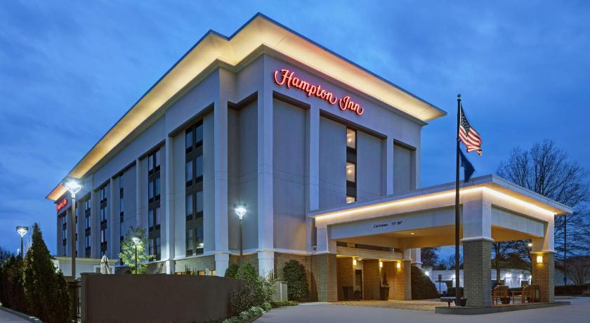 Hampton Inn Greenville Woodruff Road photo