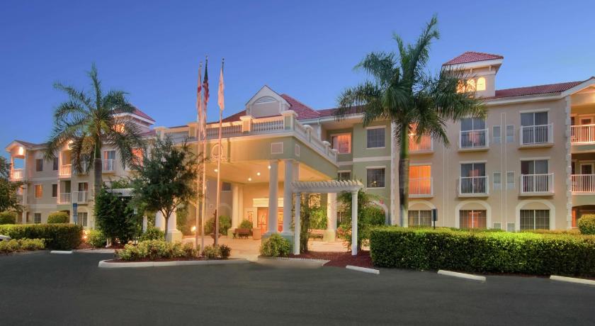 DoubleTree Suites by Hilton Naples photo
