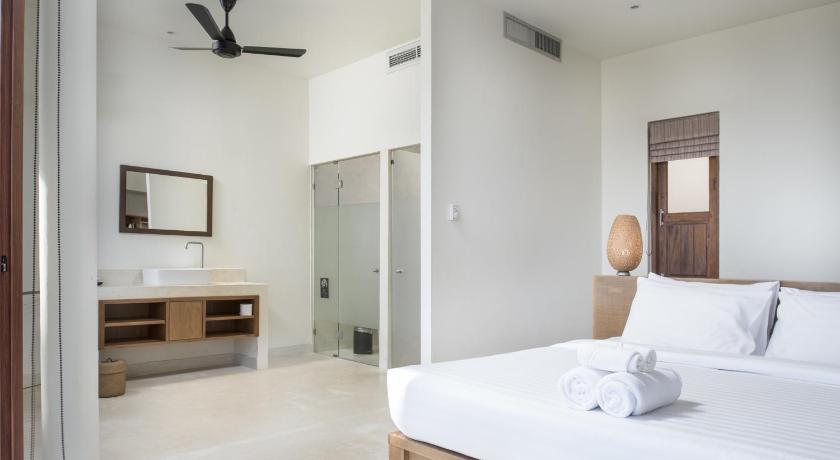 Image of Seaside Pool Villa 14