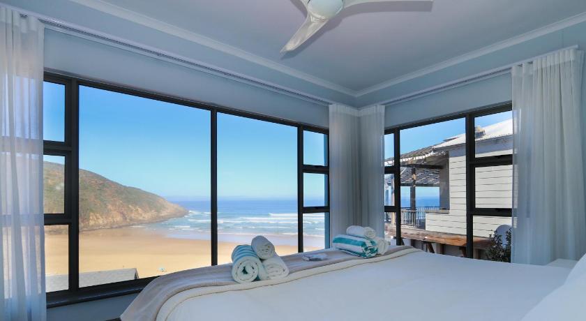 C Flat Herolds Bay photo