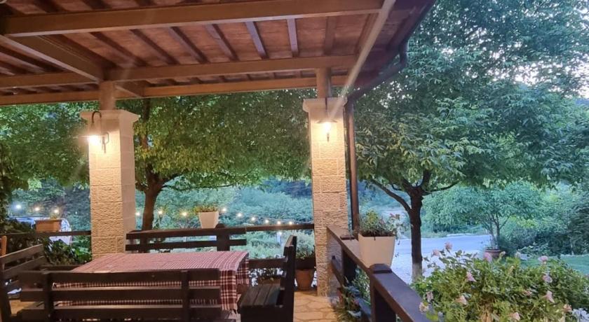 Guesthouse Alberti Llogara photo
