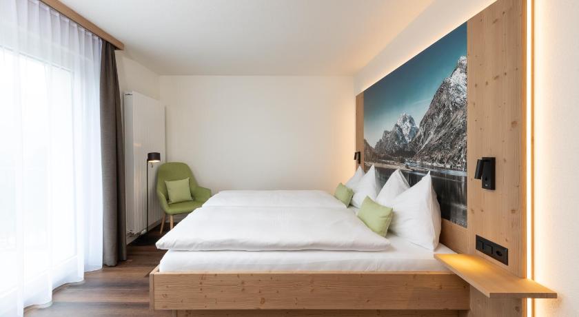Berghotel Randolins photo