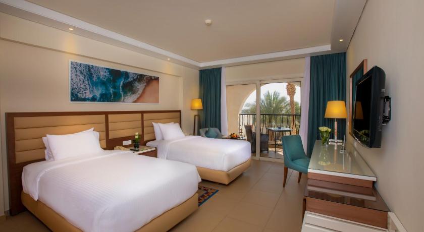 Image of Deluxe King Room 1