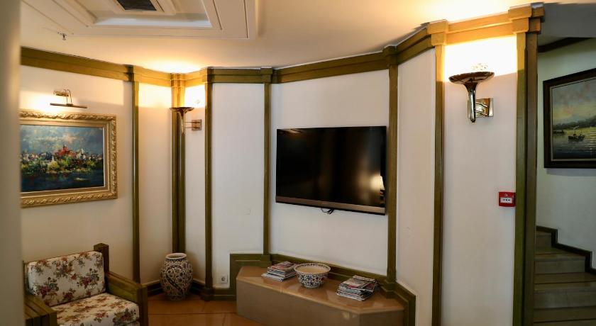 Istanbul Royal Hotel - image 5