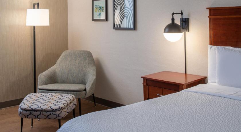 Four Points by Sheraton Bellingham Hotel & Conference Center photo