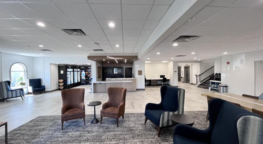 Staybridge Suites Federal Way - Seattle South photo
