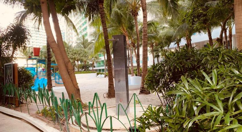 Azure Urban Resort photo