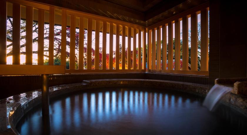 Kyoto Hotel Yuraku Kyo-yasaka 3-Star Hotel view