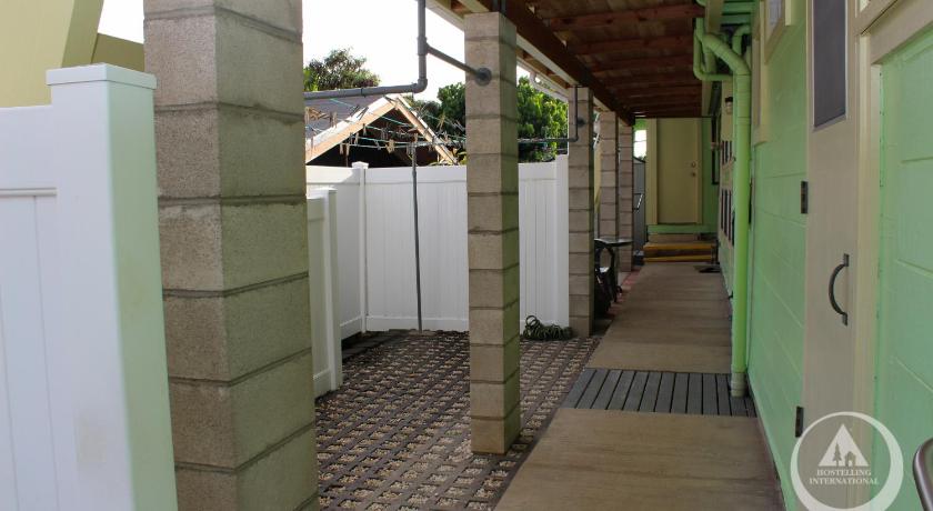 Hostelling International Honolulu photo