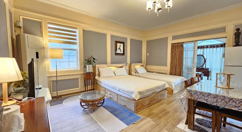 チェジュ Red Castle Pension 1つ星 ホテル スイート