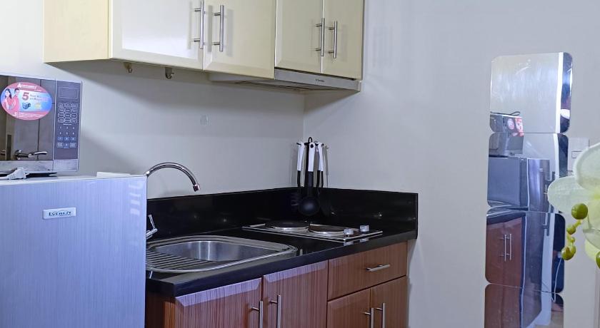 1BR and Studio Condo Unit @ 150 Newport near NAIA 3 photo