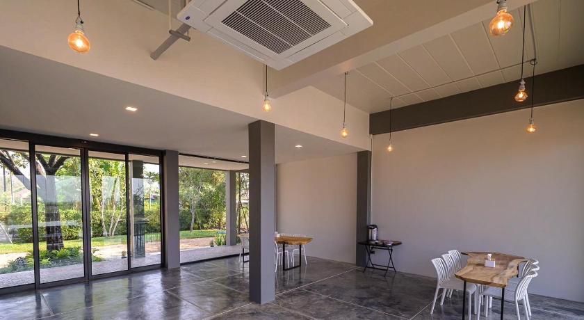 甘烹碧 BananaHill 3星级 酒店 泳池