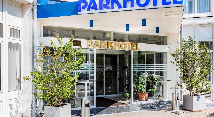 Parkhotel Frankfurt Airport photo