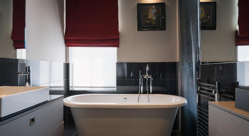 Image of Luxury Sea View 1