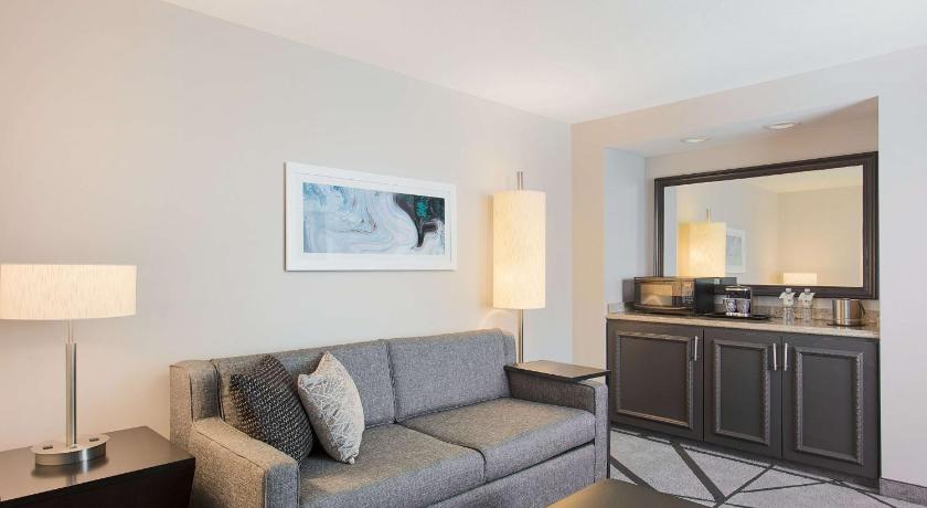Image of 1 King Bed Junior Suite Non-Smoking 7
