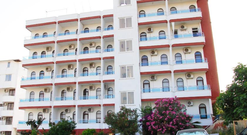 Hotel Royal - image 2