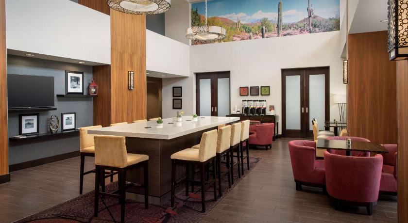 Hampton Inn & Suites Phoenix Tempe photo