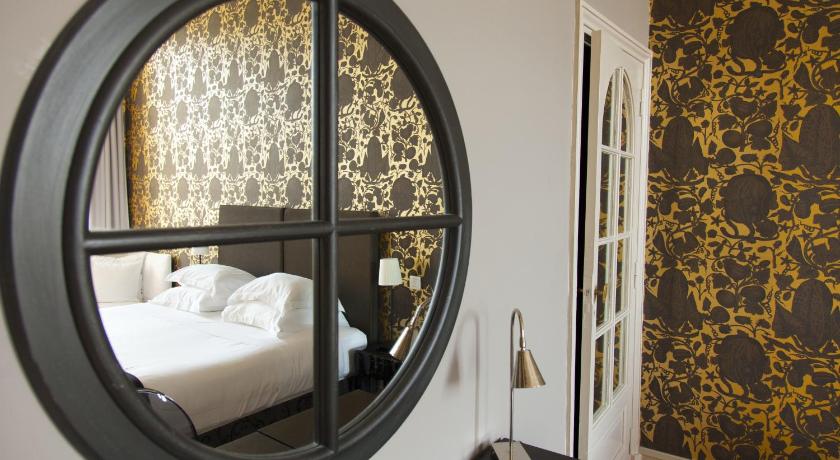 Superior Double Room with City View, L'Hotel Particulier Bordeaux in Bordeaux