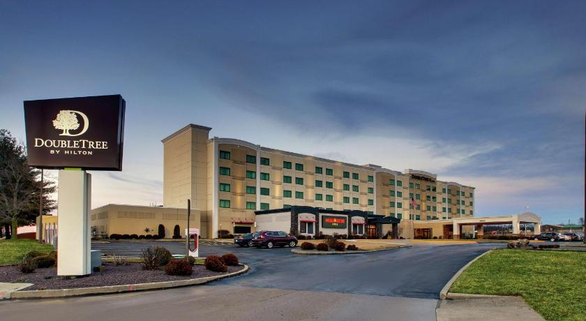 DoubleTree by Hilton Mt. Vernon photo