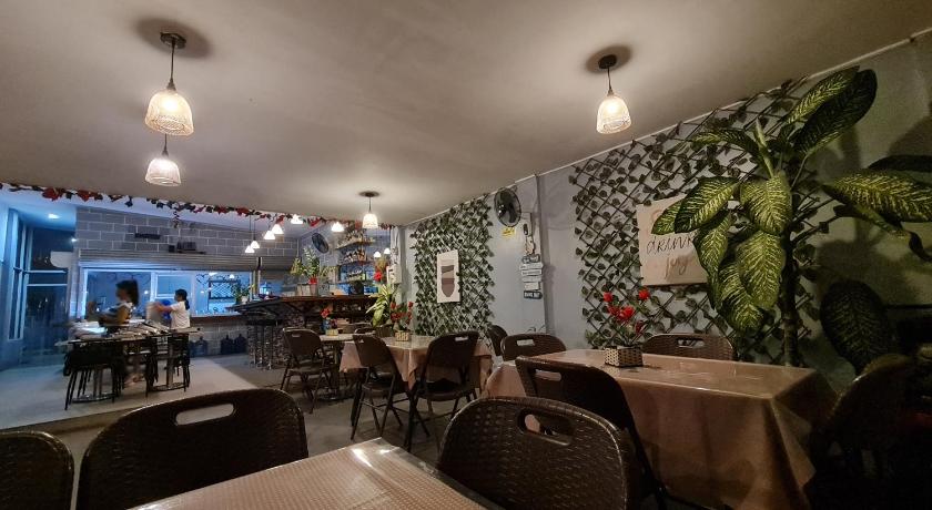 Hideaways Restobar and Resort - image 7