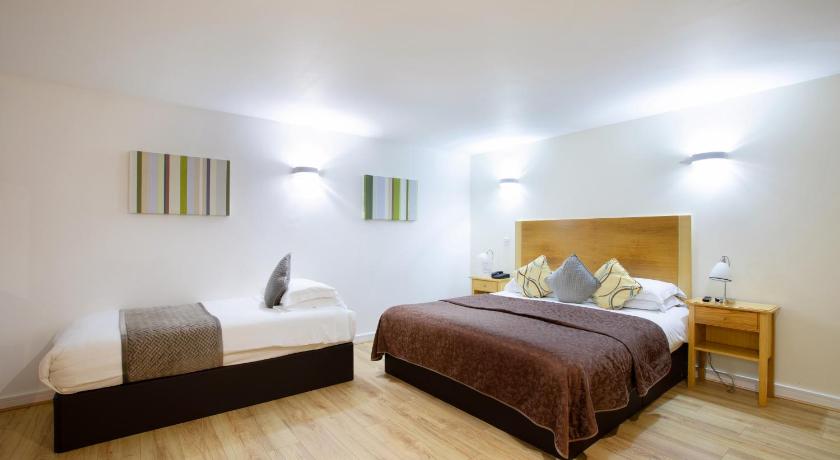 Image of Executive Deluxe Studio Suite 5