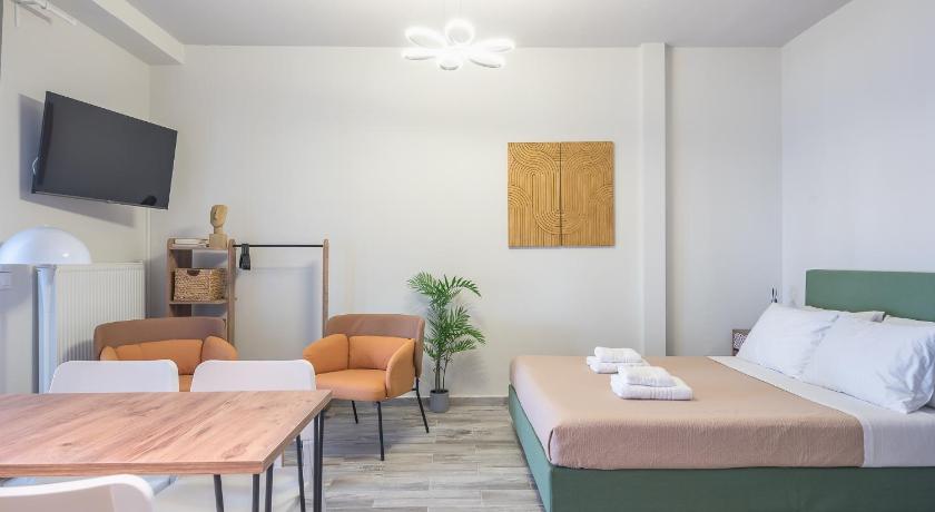 Sunny studio with Starlight balcony — Hotel in Athens