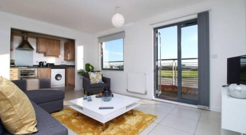 No 1 Beach Walk by Stay South Wales - FREE Parking — Hotel in Swansea