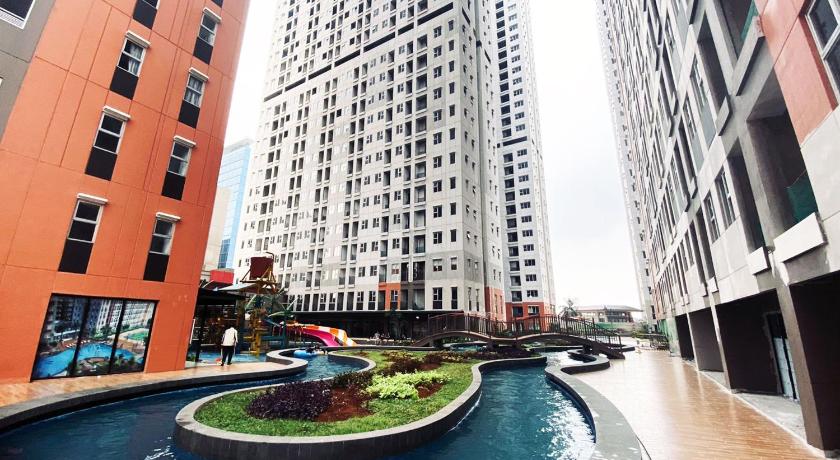 Transpark Juanda by 21 Room — Hotel in Bekasi