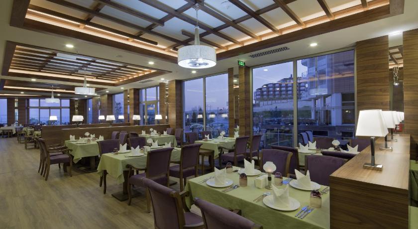 Ramada Resort Kusadasi - image 6