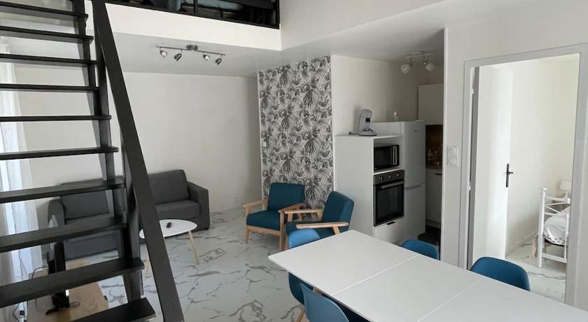 Foto Appartement vue sur la Charente - Booking Diskon Spesial