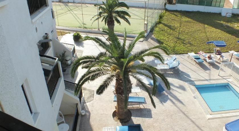 Livas Hotel Apartments photo