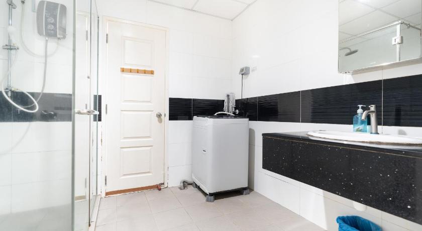 Mansion One Cozy 2bedrooms 4-6pax - image 10
