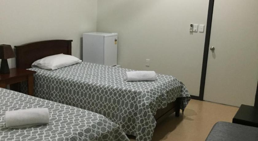 Image of Double or Twin Room with air conditioning 5